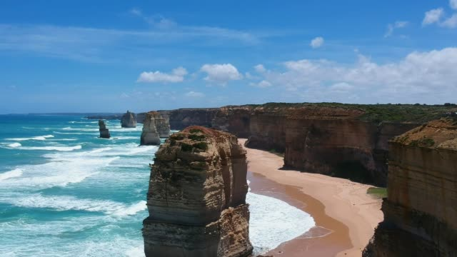 Exploring the Twelve Apostles: A Natural Wonder Close to Melbourne